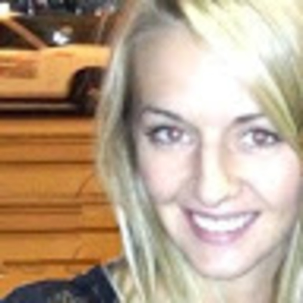 Meet your Posher, Hillary